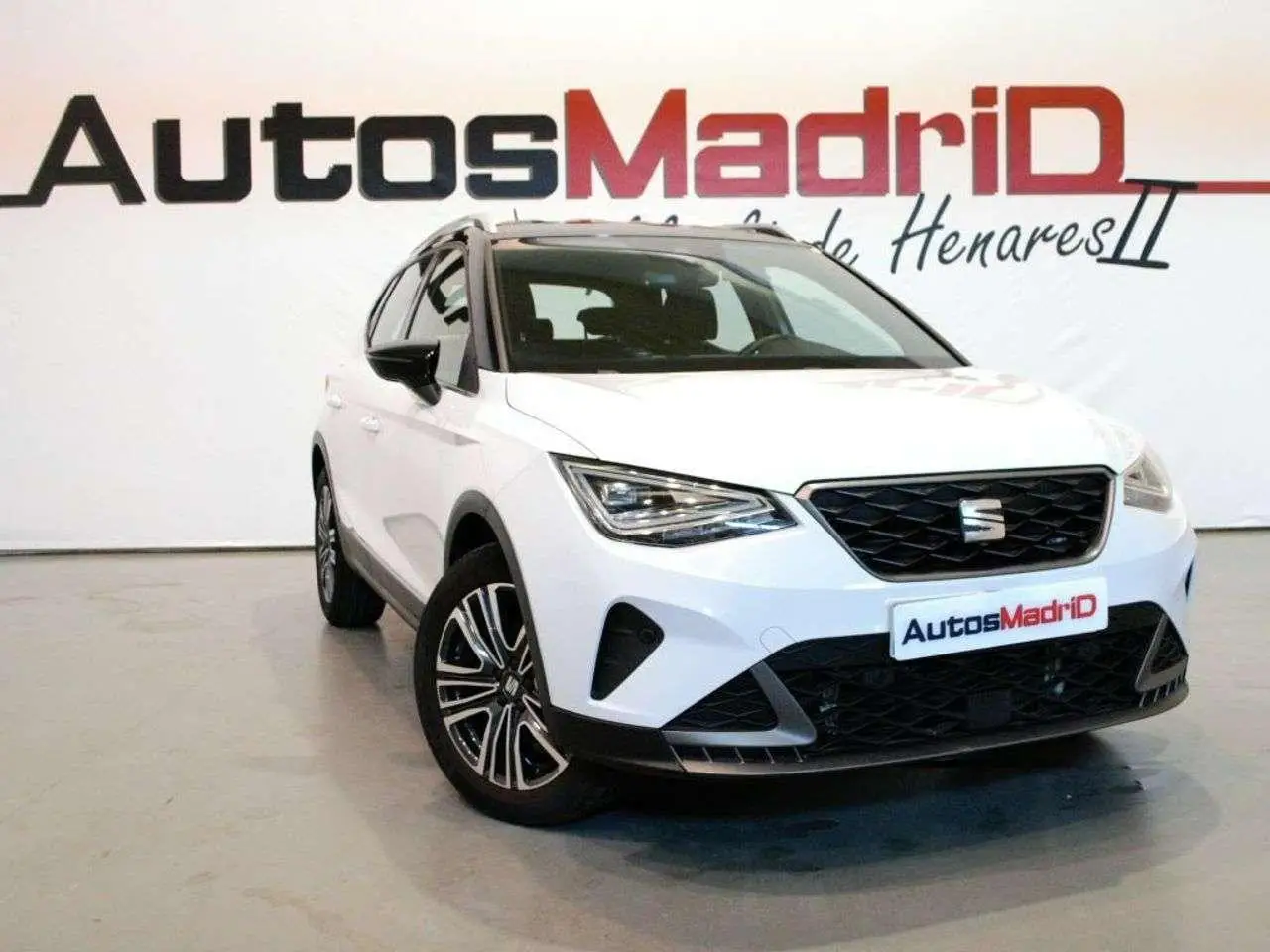 Photo 1 : Seat Arona 2023 Essence