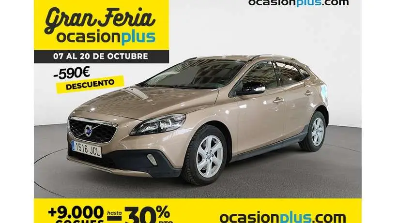 Photo 1 : Volvo V40 2015 Diesel