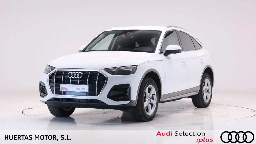 Photo 1 : Audi Q5 2023 Électrique