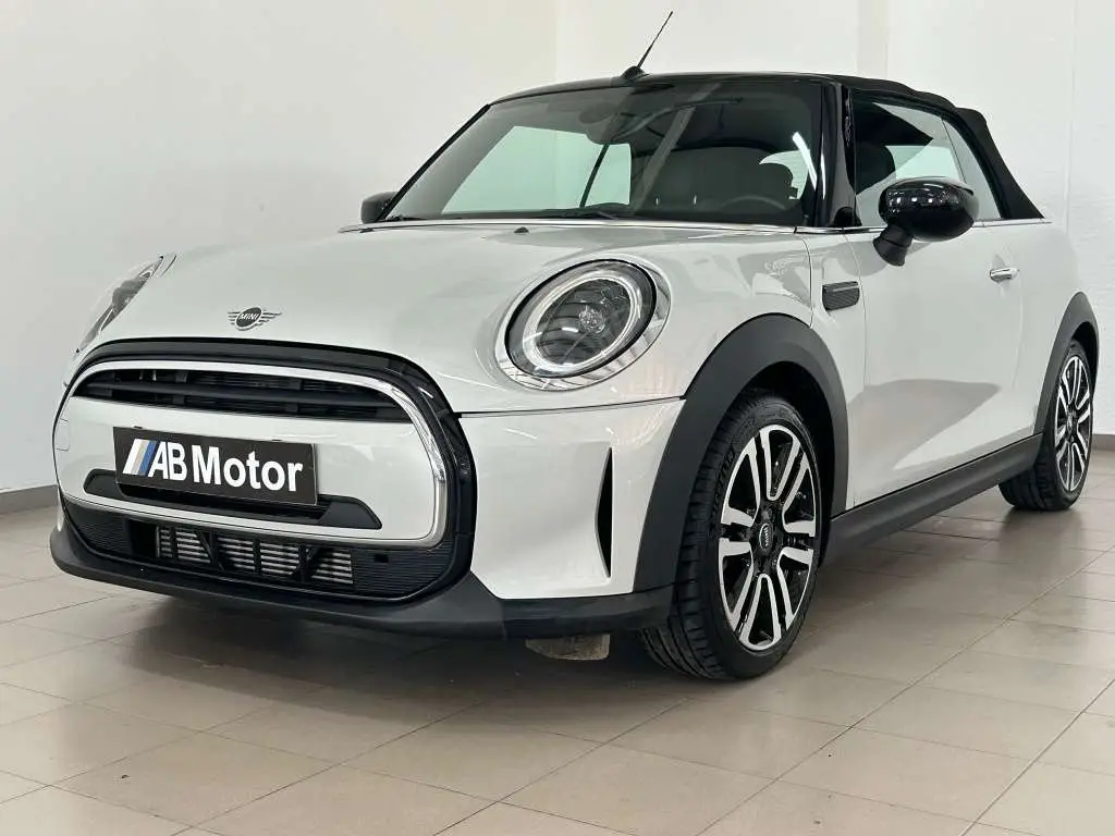 Photo 1 : Mini Cooper 2022 Essence