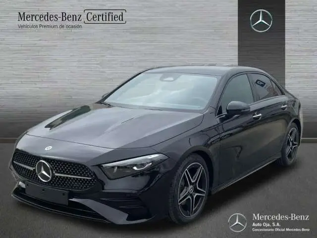 Photo 1 : Mercedes-benz Classe A 2024 Petrol