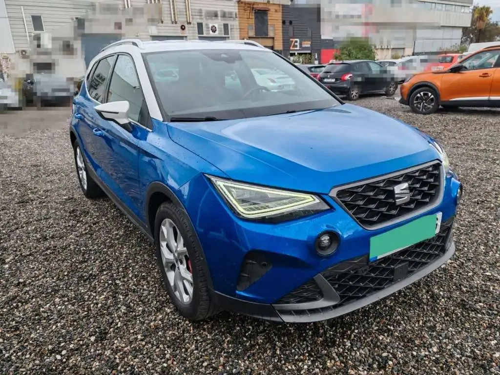 Photo 1 : Seat Arona 2022 Petrol