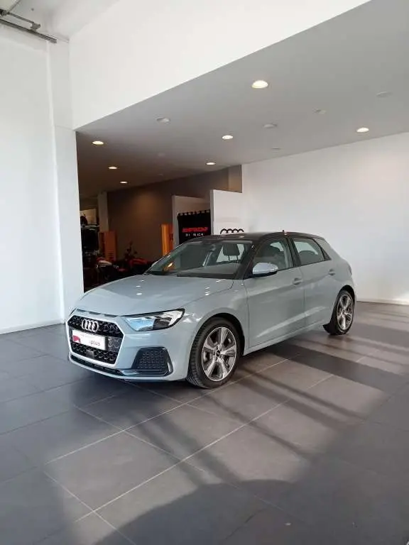 Photo 1 : Audi A1 2022 Petrol