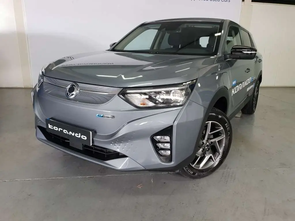 Photo 1 : Ssangyong Korando 2023 Électrique