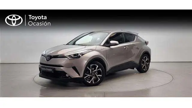 Photo 1 : Toyota C-hr 2019 Hybride