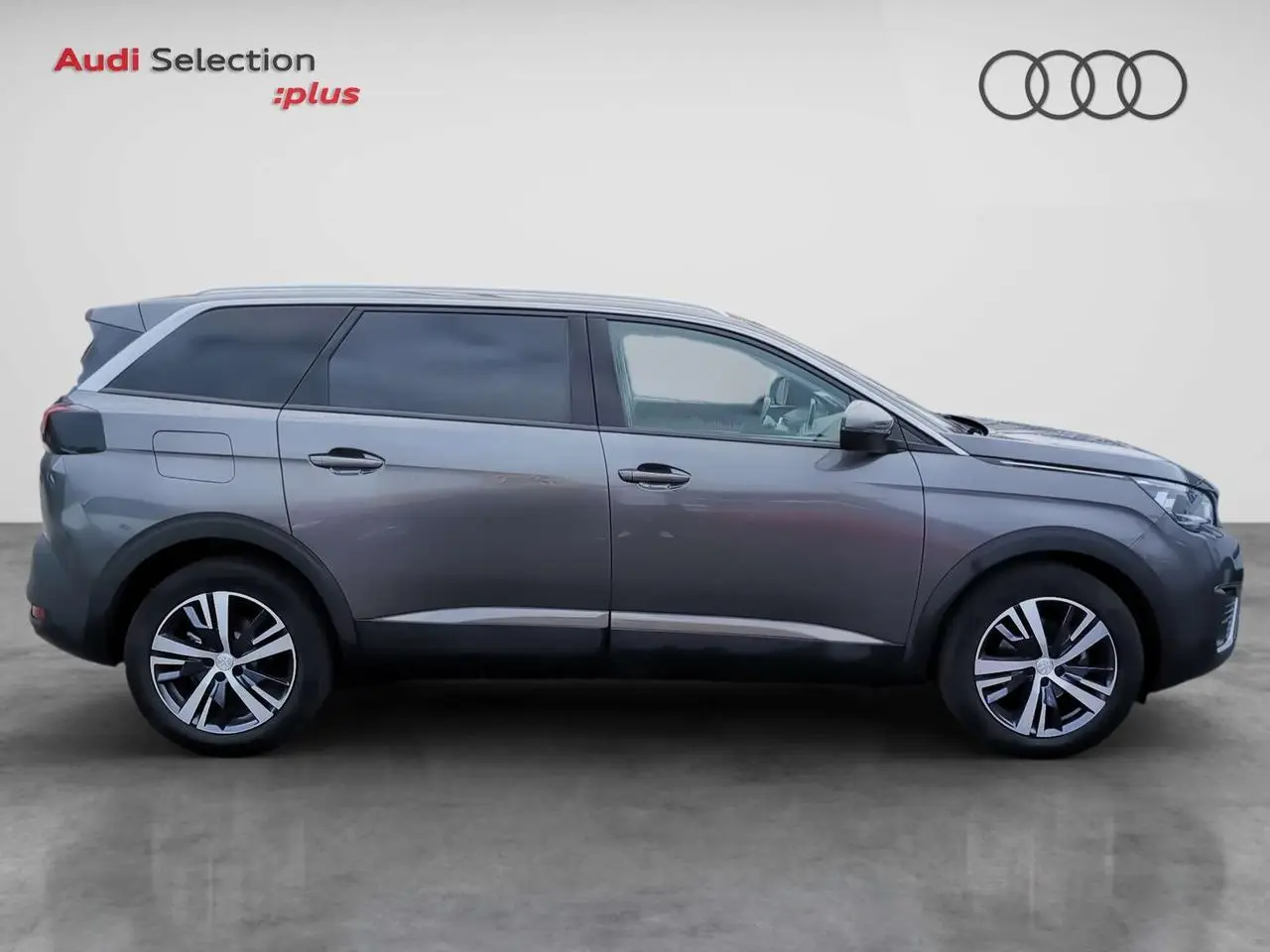 Photo 1 : Peugeot 5008 2018 Petrol