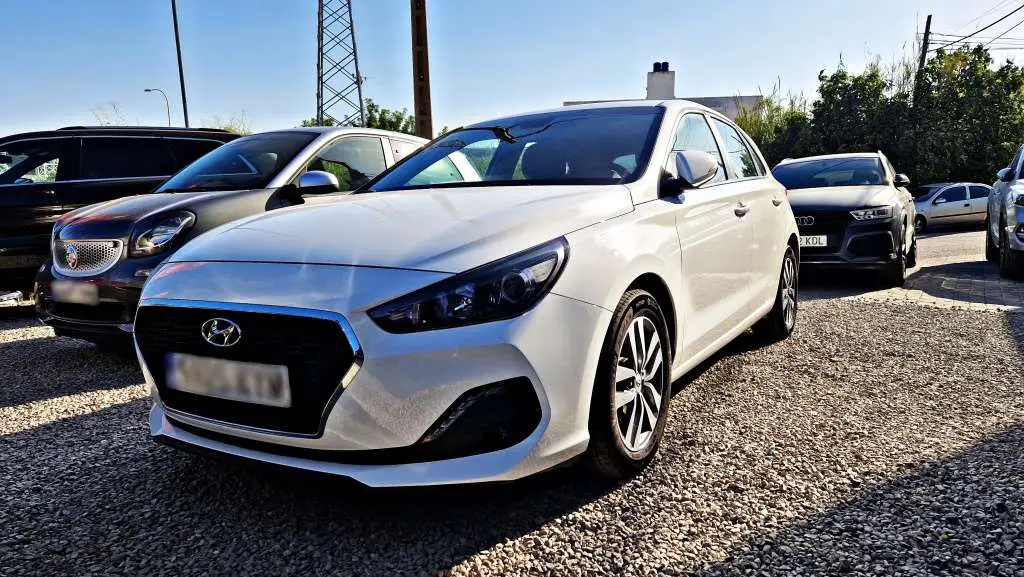 Photo 1 : Hyundai I30 2019 Petrol