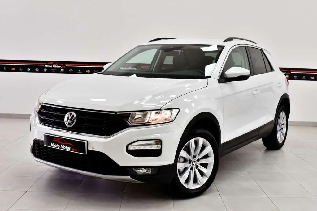 Photo 1 : Volkswagen T-roc 2021 Essence