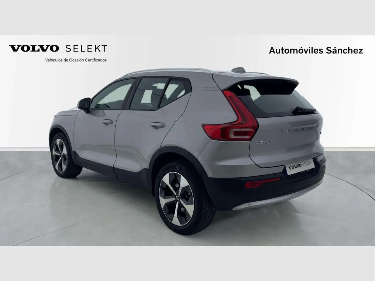 Photo 1 : Volvo C40 2023 Électrique