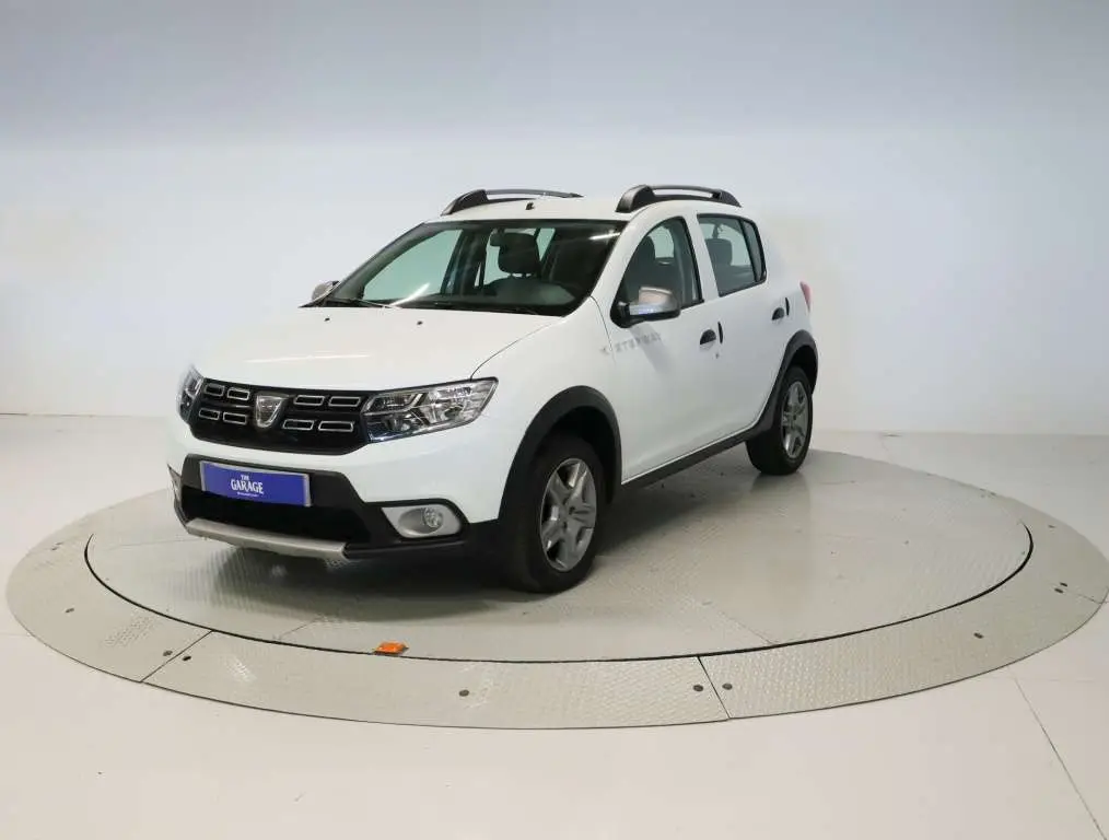 Photo 1 : Dacia Sandero 2018 Essence