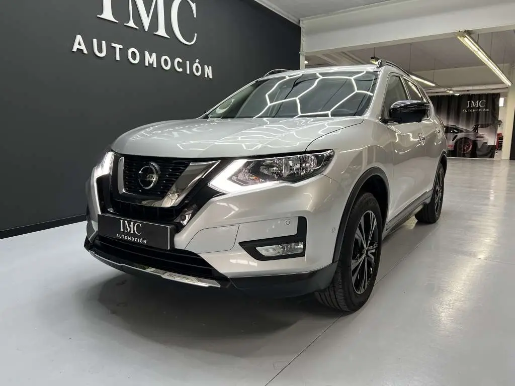 Photo 1 : Nissan X-trail 2021 Essence