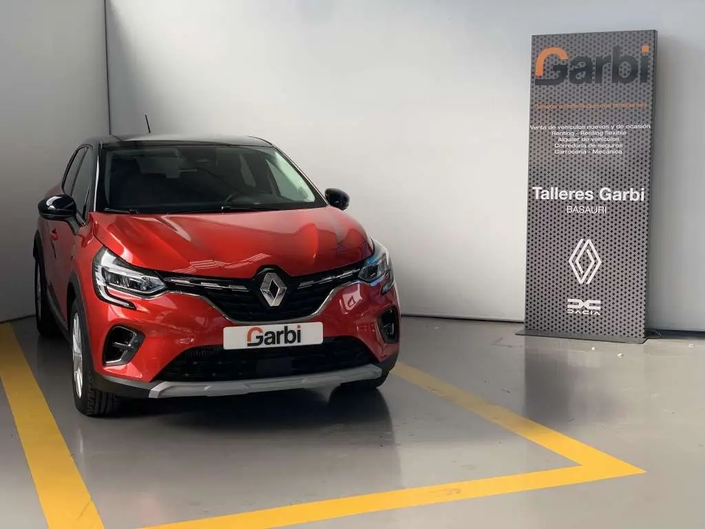 Photo 1 : Renault Captur 2022 Essence