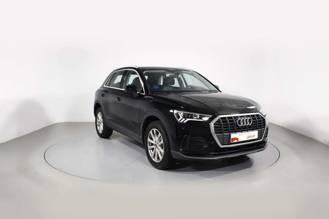 Photo 1 : Audi Q3 2024 Électrique