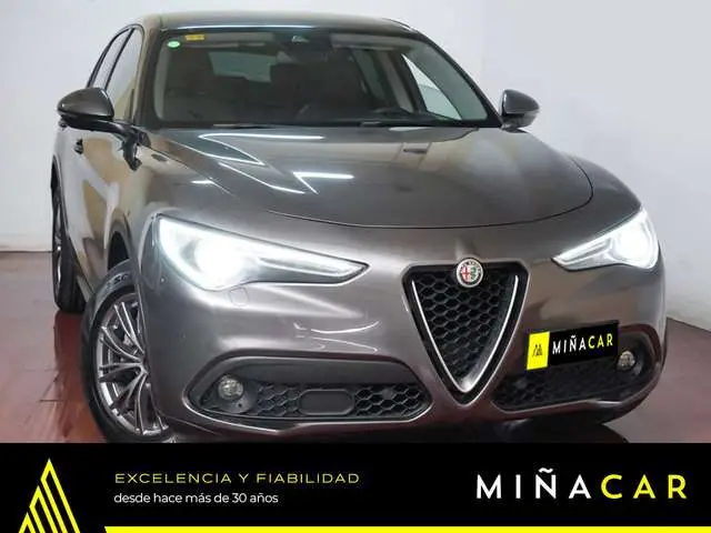 Photo 1 : Alfa Romeo Stelvio 2018 Diesel