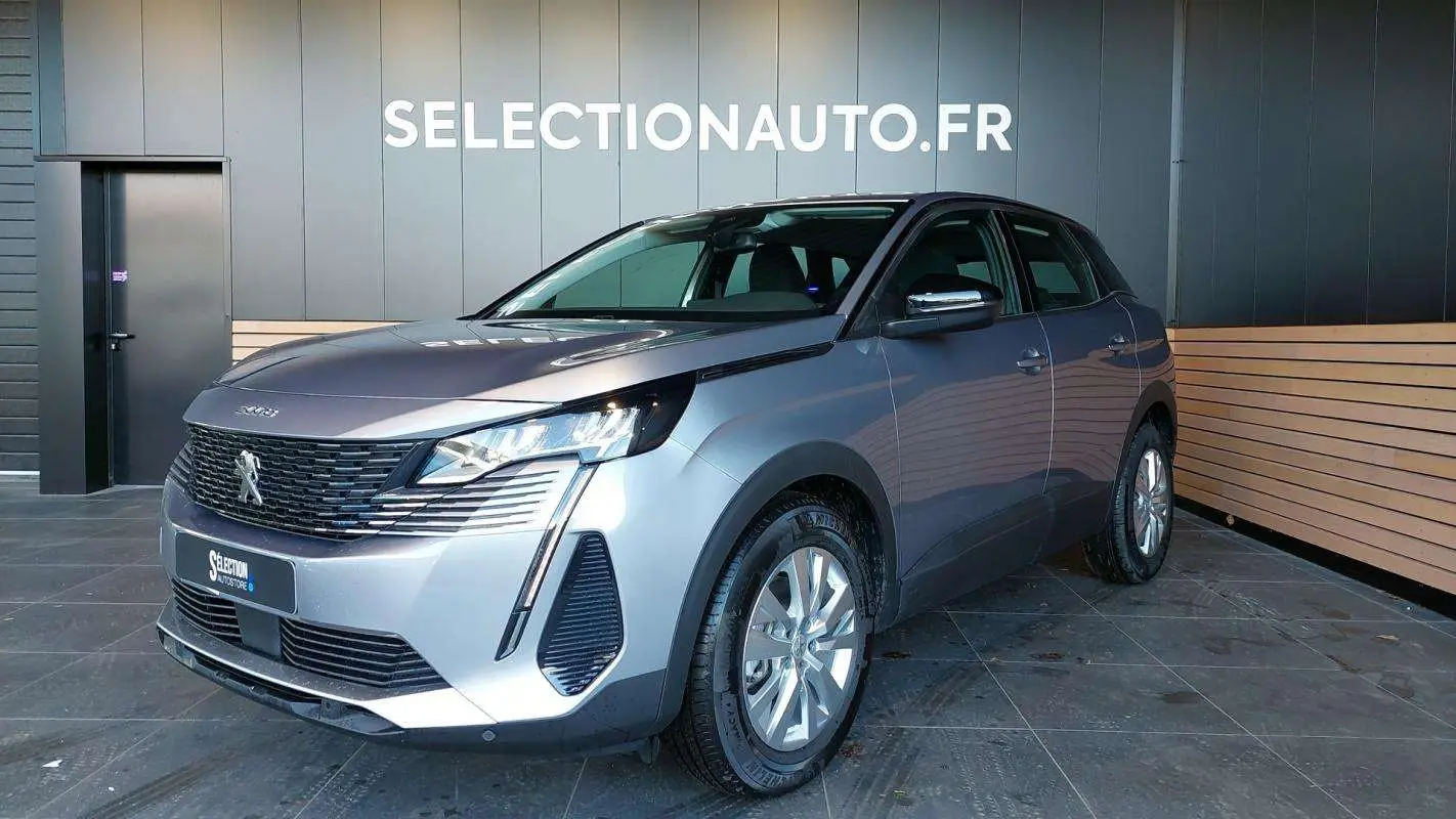 Photo 1 : Peugeot 3008 2022 Essence