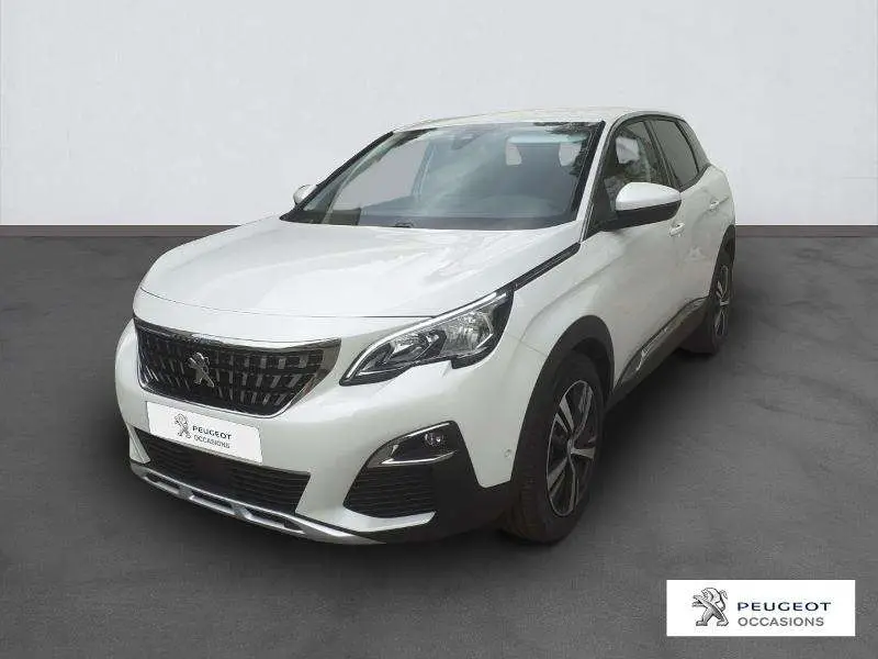 Photo 1 : Peugeot 3008 2019 Petrol