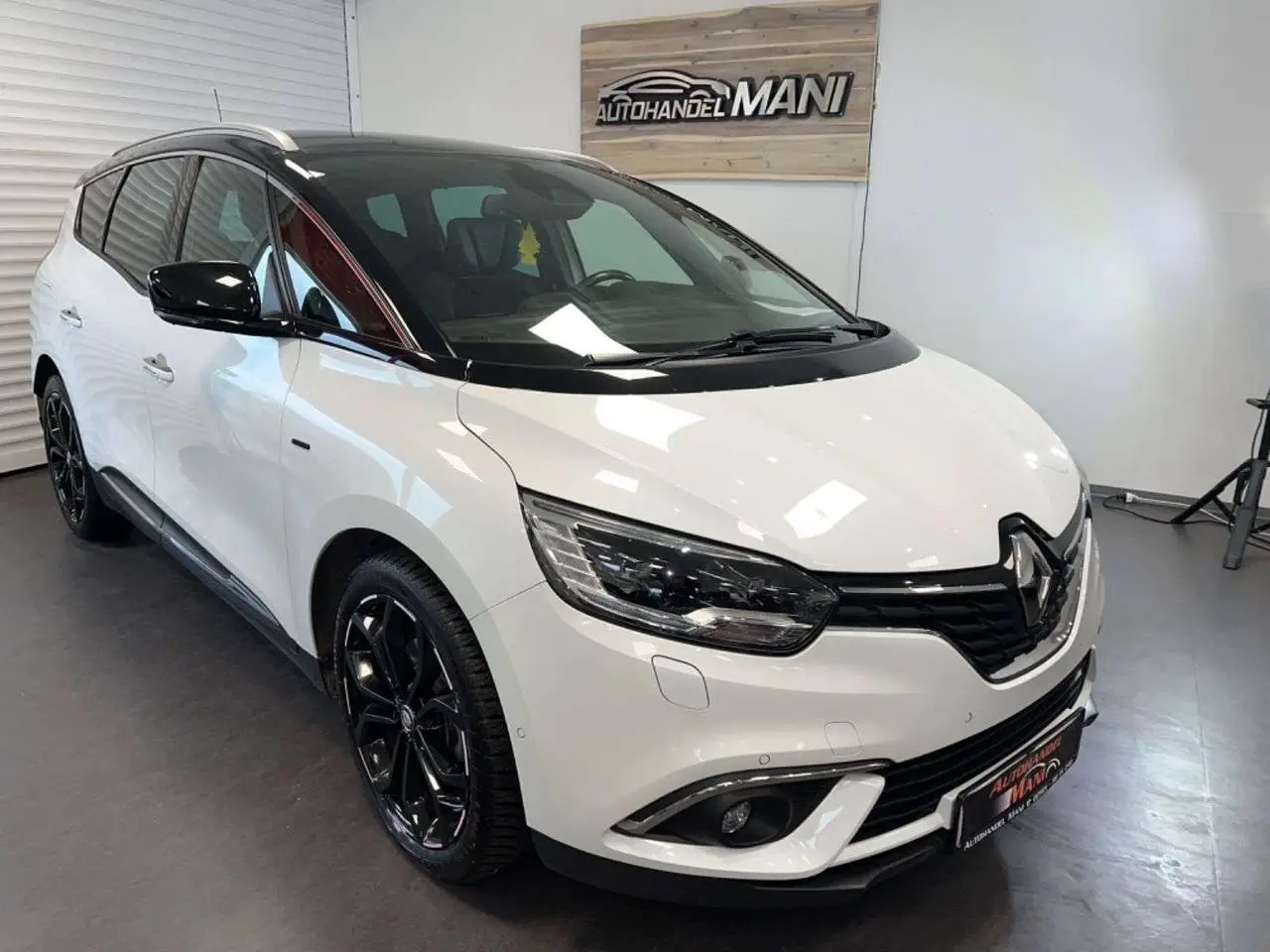 Photo 1 : Renault Grand Scenic 2020 Petrol