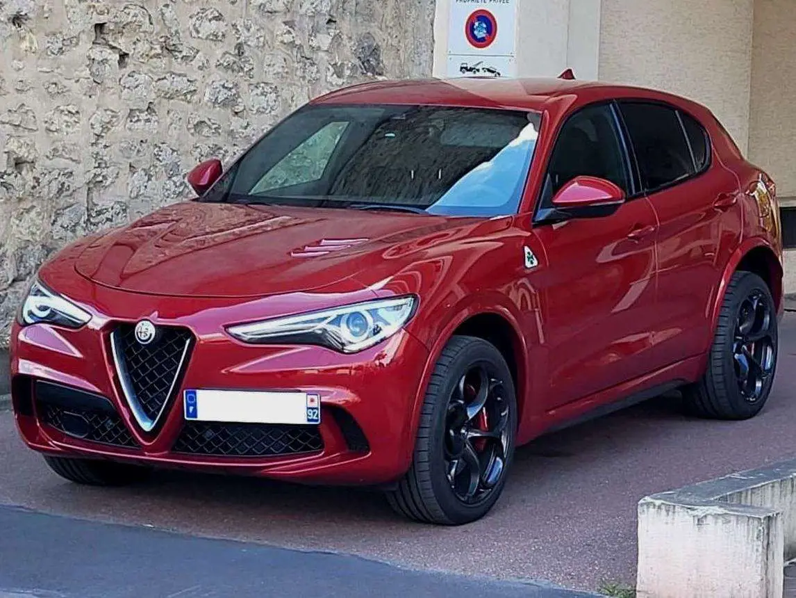 Photo 1 : Alfa Romeo Stelvio 2018 Essence