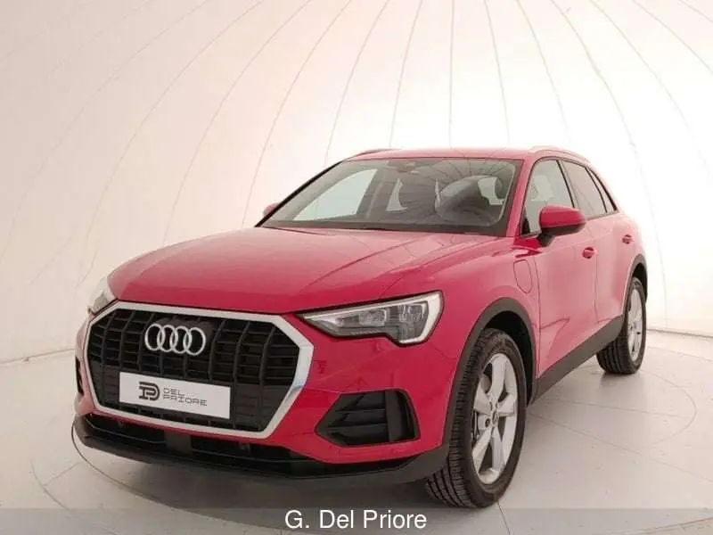 Photo 1 : Audi Q3 2021 Hybrid