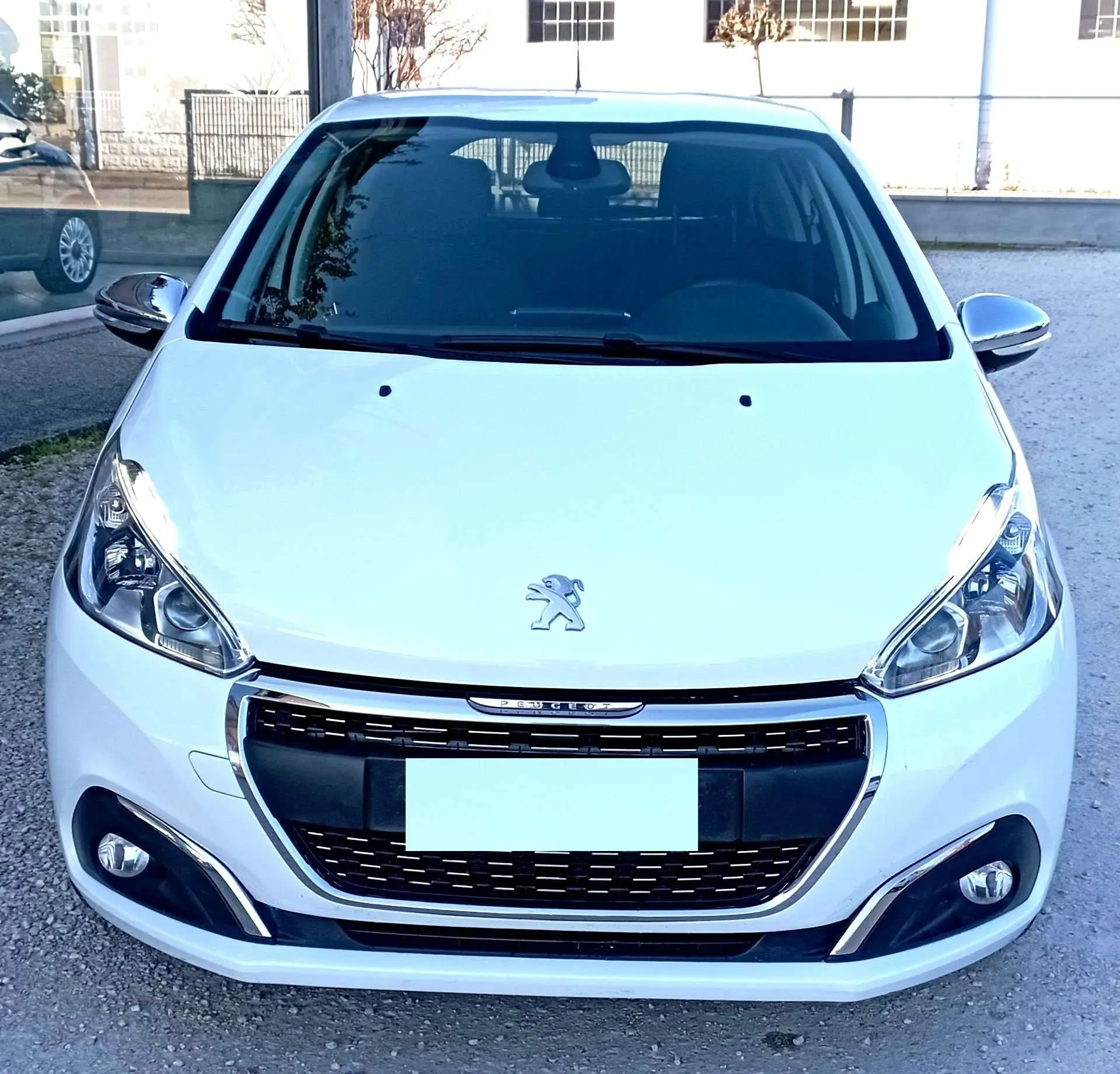 Photo 1 : Peugeot 208 2019 Essence