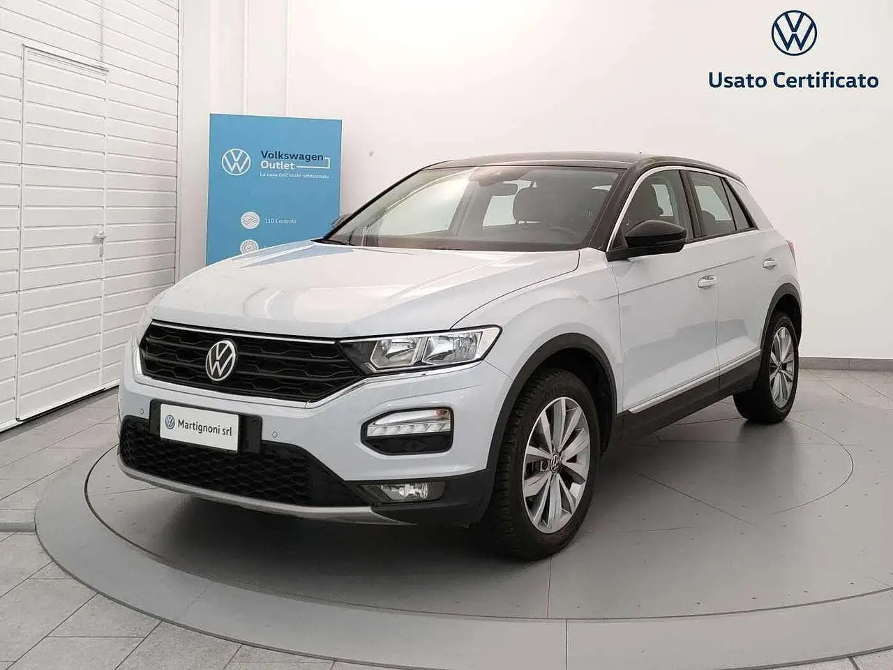 Photo 1 : Volkswagen T-roc 2021 Essence