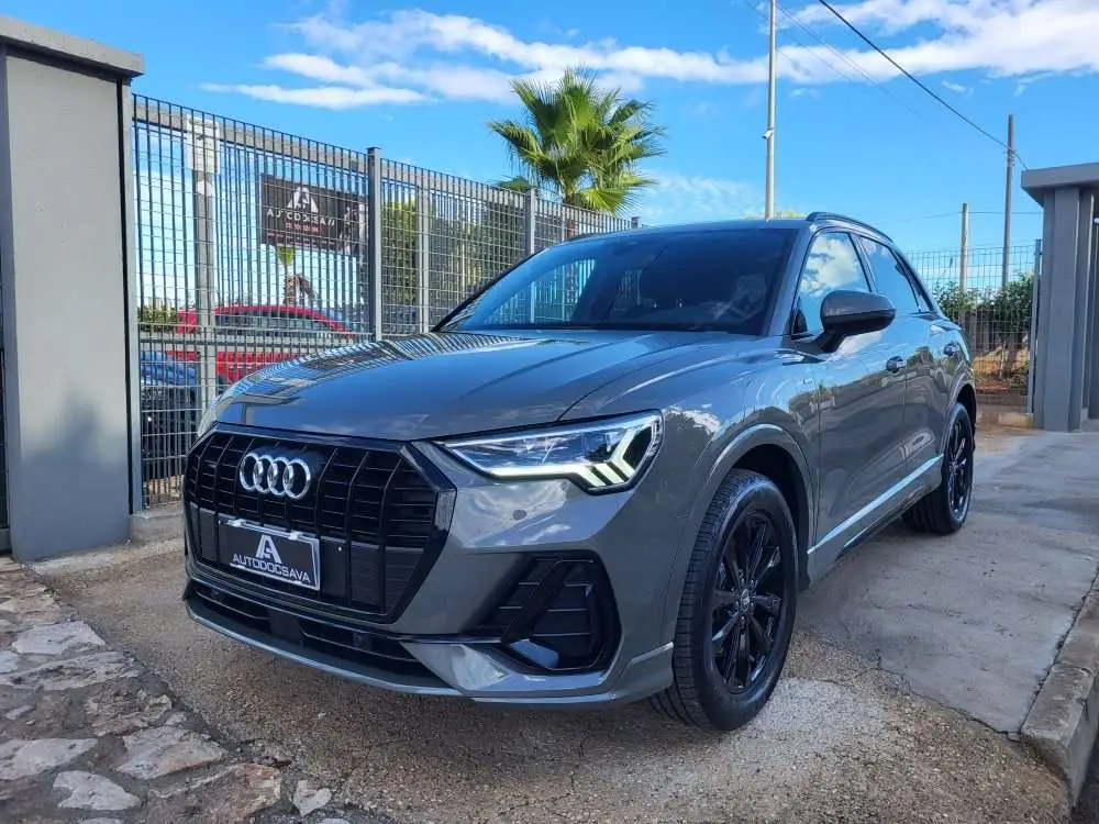 Photo 1 : Audi Q3 2019 Diesel