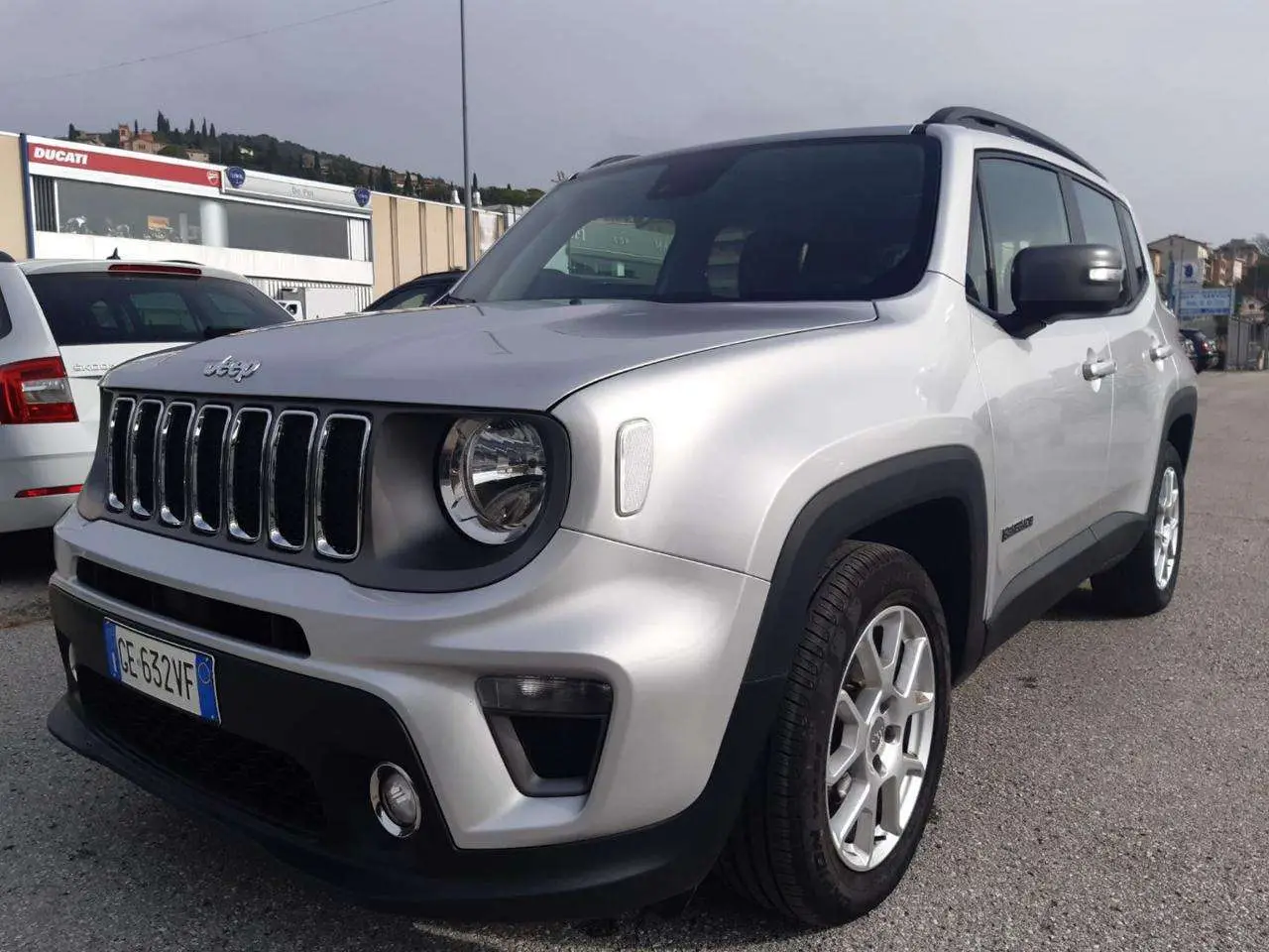 Photo 1 : Jeep Renegade 2021 Essence