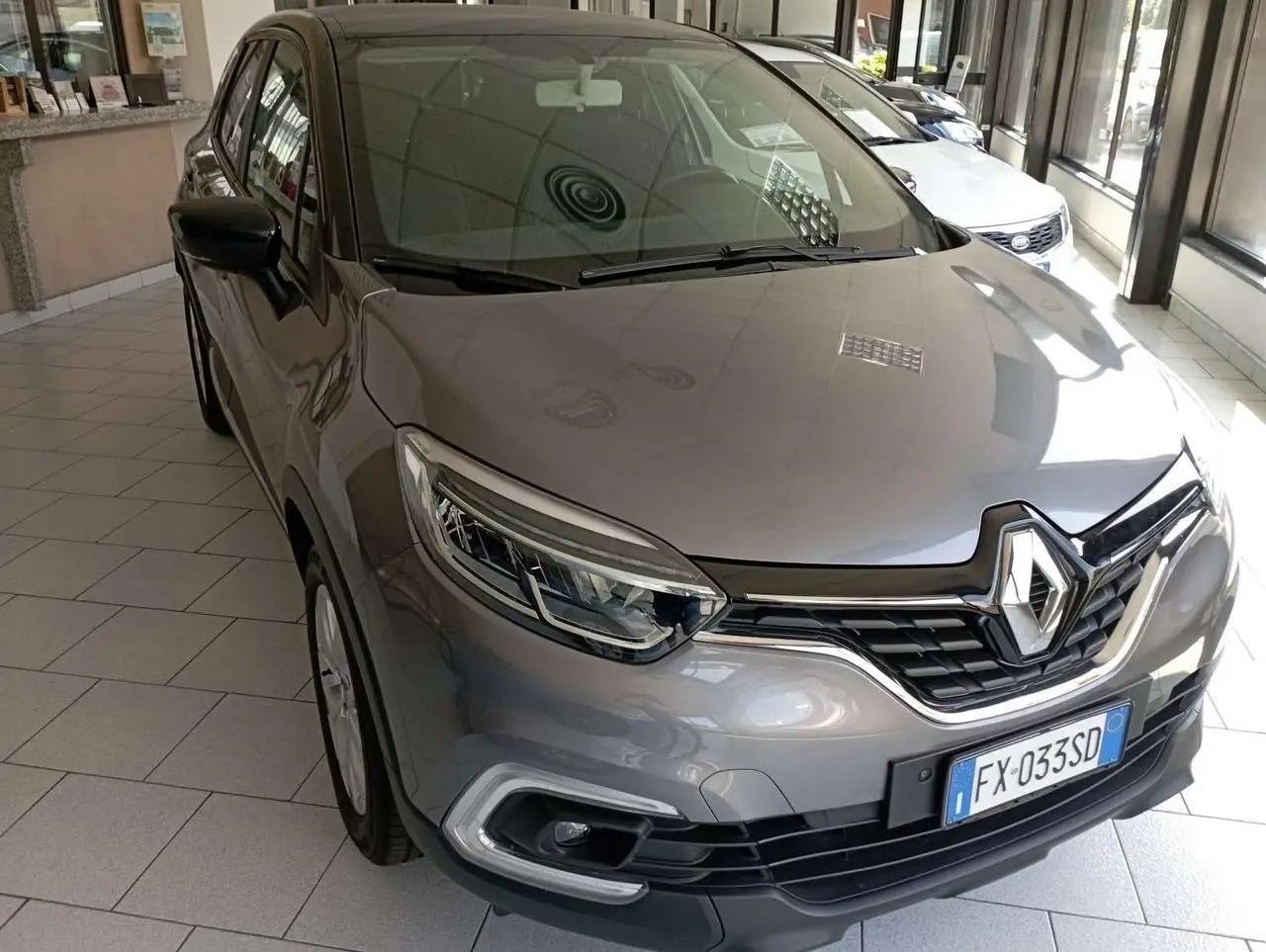 Photo 1 : Renault Captur 2019 Essence