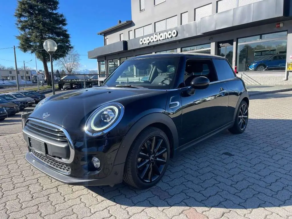 Photo 1 : Mini One 2018 Petrol