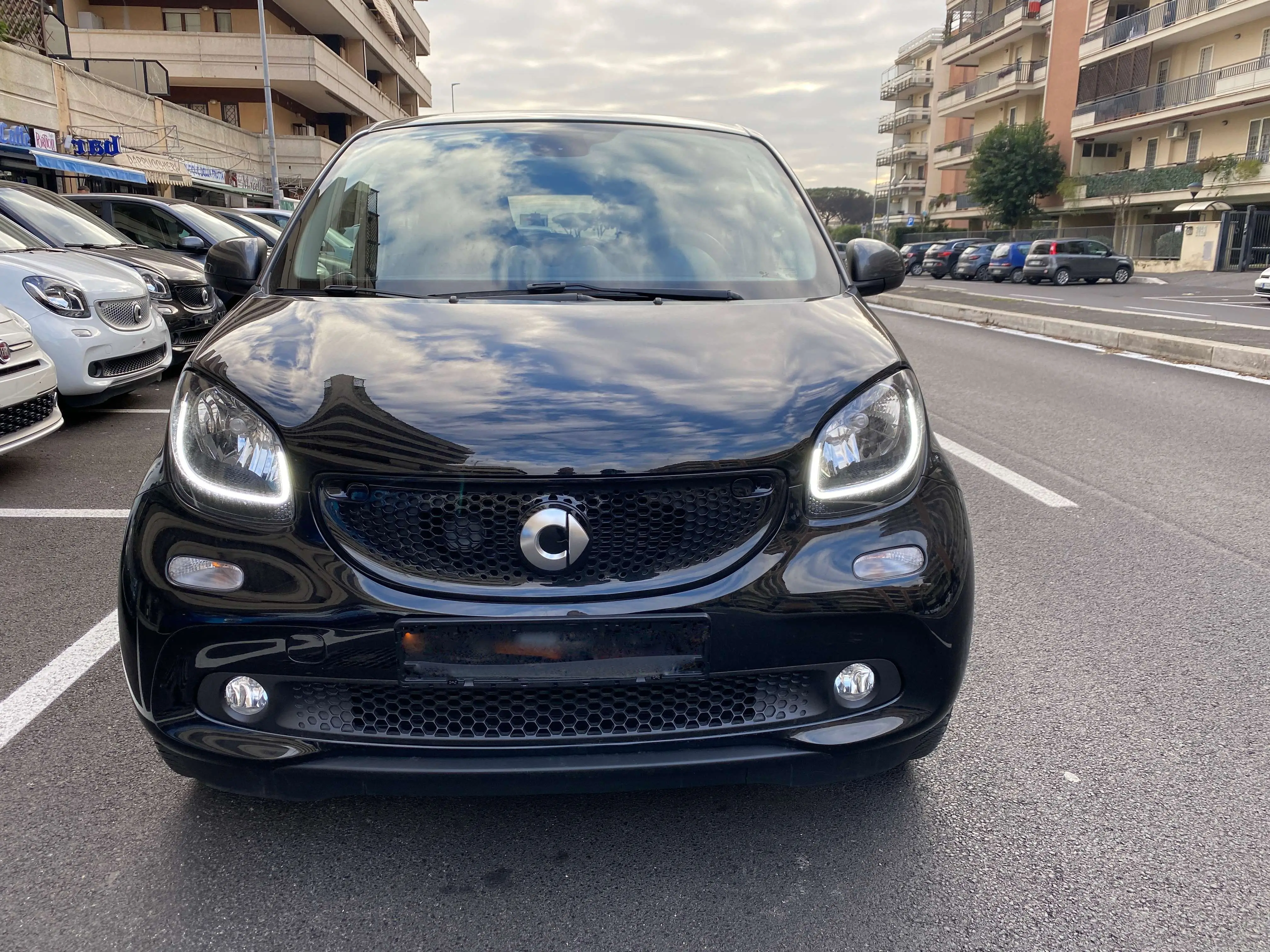 Photo 1 : Smart Forfour 2018 Petrol