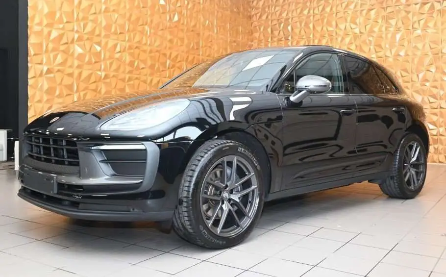 Photo 1 : Porsche Macan 2024 Essence