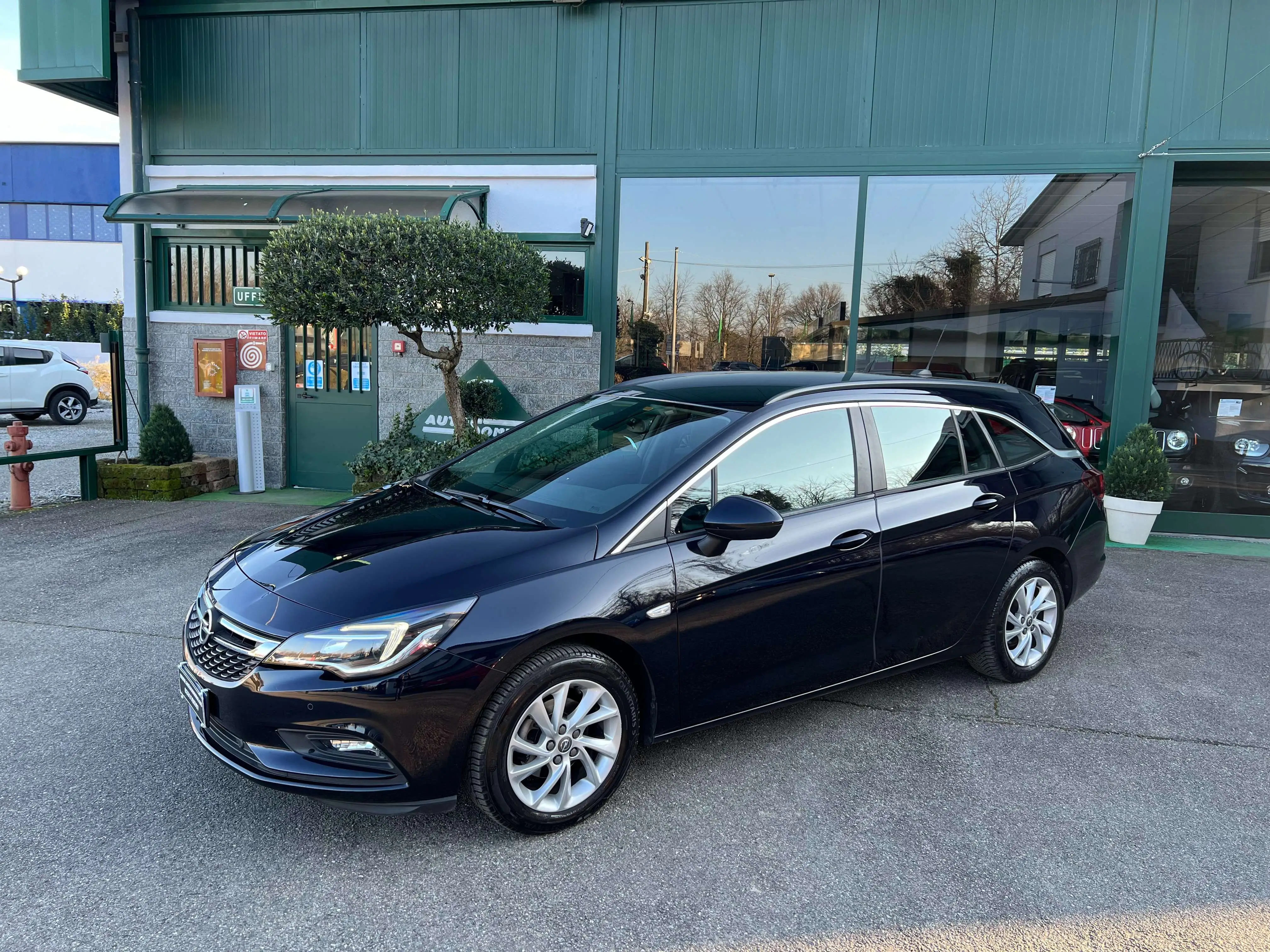 Photo 1 : Opel Astra 2019 Diesel