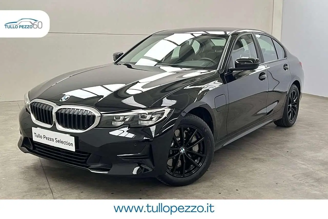 Photo 1 : Bmw Serie 3 2019 Hybrid