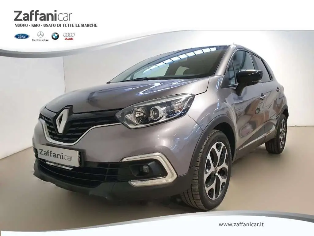 Photo 1 : Renault Captur 2019 Diesel