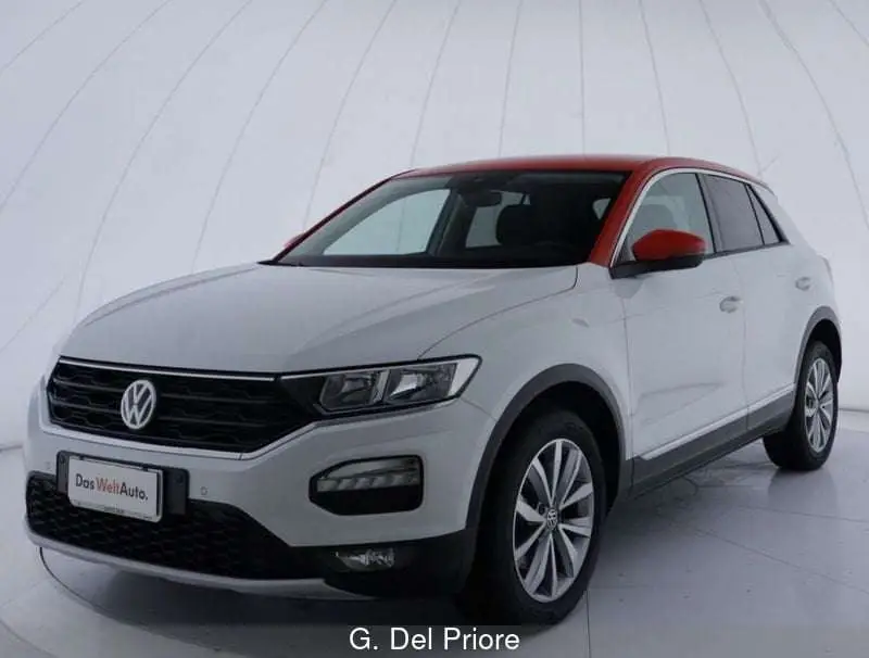 Photo 1 : Volkswagen T-roc 2018 Petrol