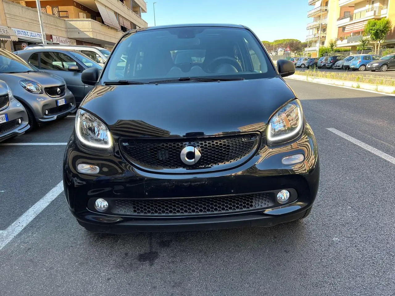 Photo 1 : Smart Forfour 2018 Petrol