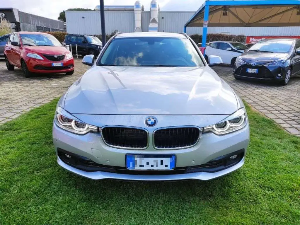 Photo 1 : Bmw Serie 3 2019 Diesel