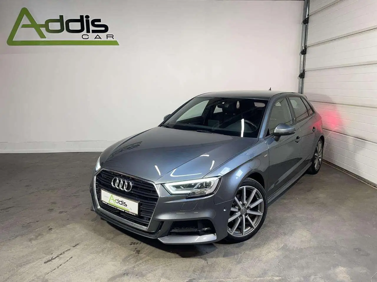 Photo 1 : Audi A3 2018 Diesel