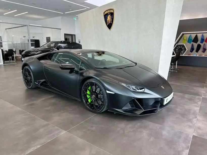 Photo 1 : Lamborghini Huracan 2022 Petrol