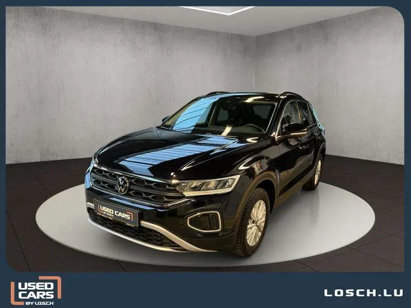 Photo 1 : Volkswagen T-roc 2023 Essence