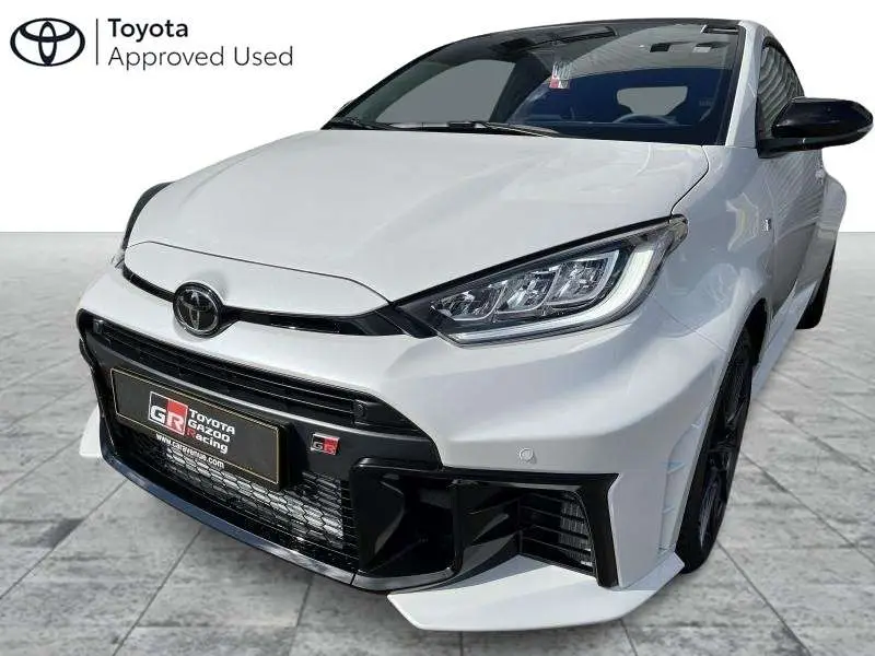 Photo 1 : Toyota Yaris 2024 Essence