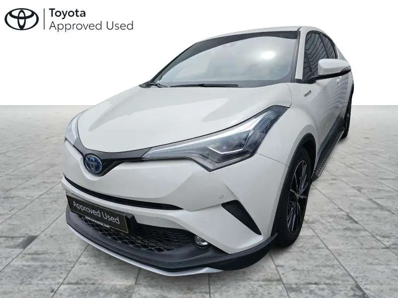 Photo 1 : Toyota C-hr 2017 Hybride