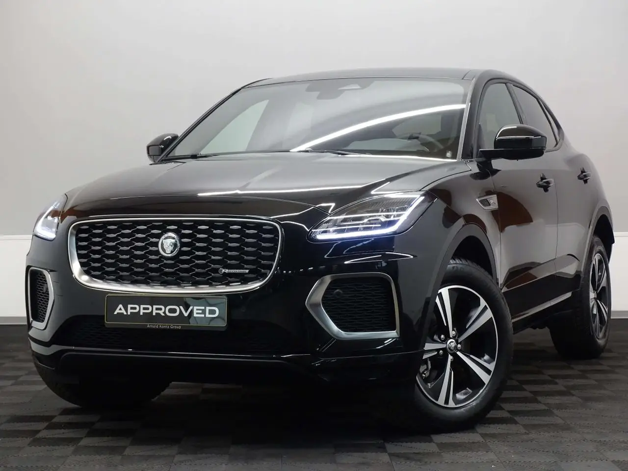 Photo 1 : Jaguar E-pace 2023 Diesel