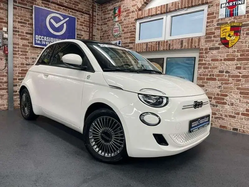 Photo 1 : Fiat 500 2023 Électrique