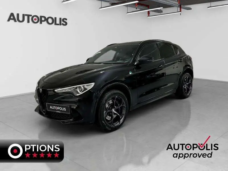 Photo 1 : Alfa Romeo Stelvio 2018 Petrol