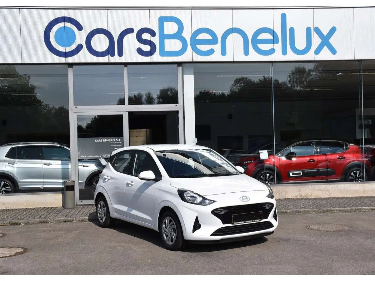 Photo 1 : Hyundai I10 2024 Petrol