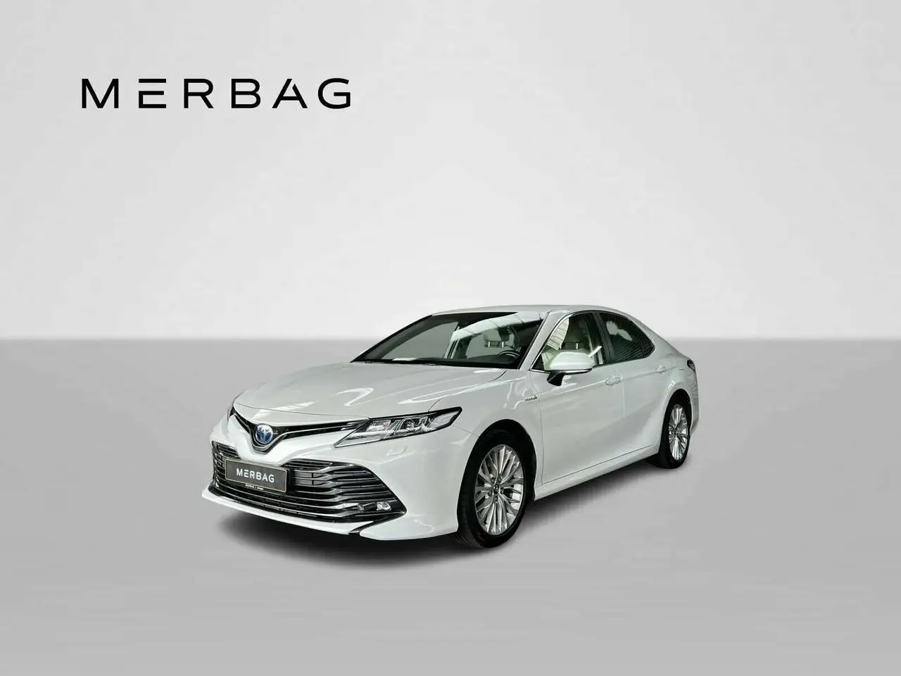 Photo 1 : Toyota Camry 2020 Hybrid