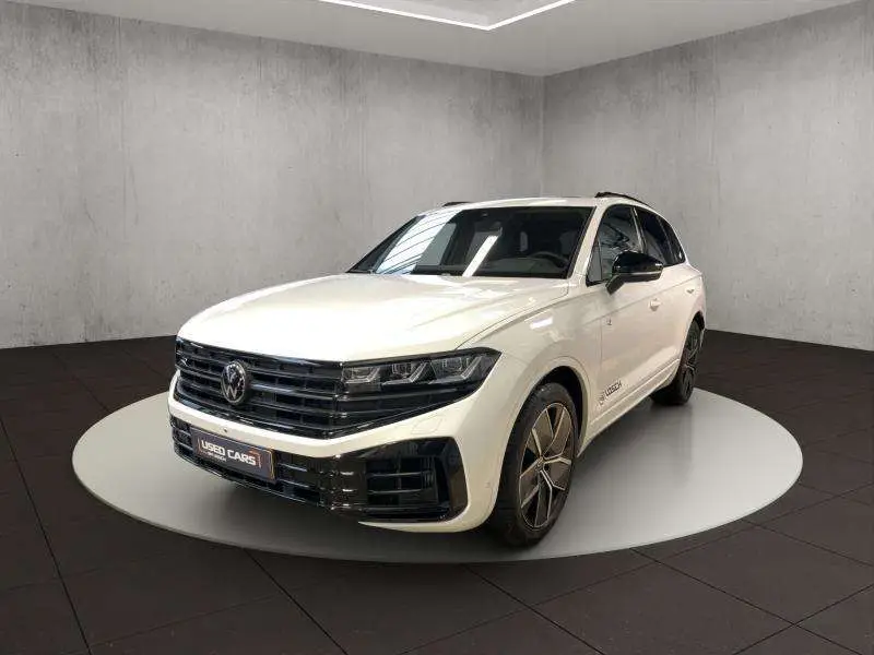 Photo 1 : Volkswagen Touareg 2023 Hybride