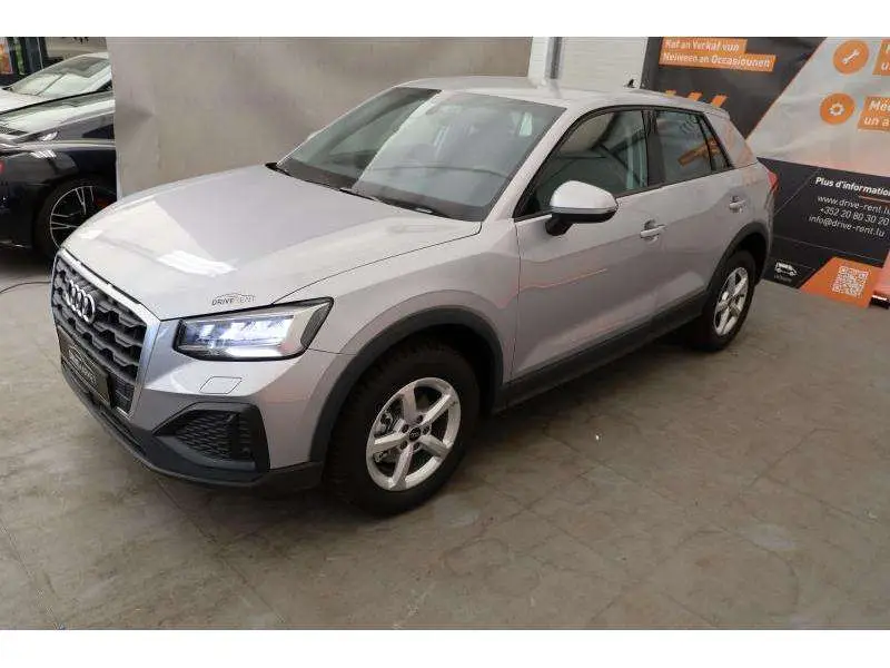 Photo 1 : Audi Q2 2023 Petrol