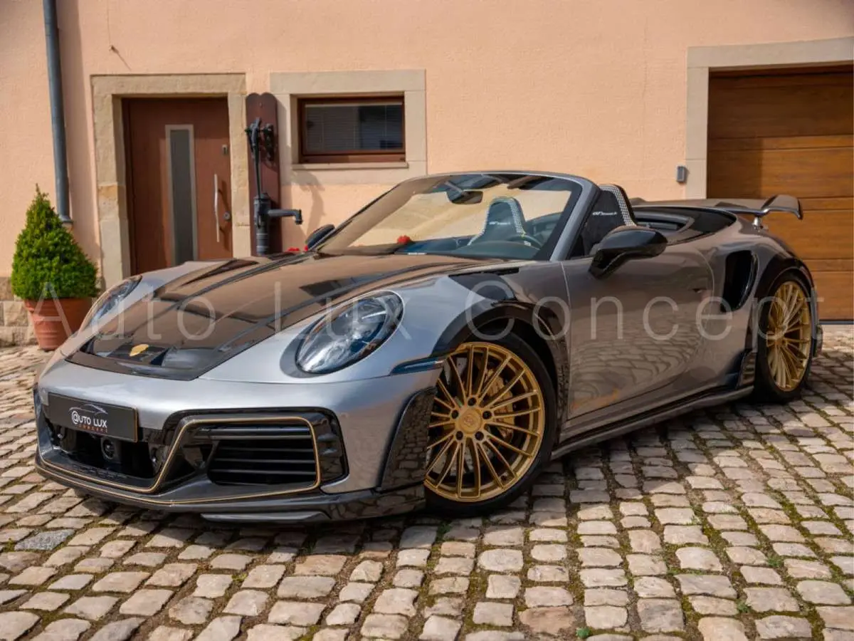 Photo 1 : Porsche 992 2020 Essence